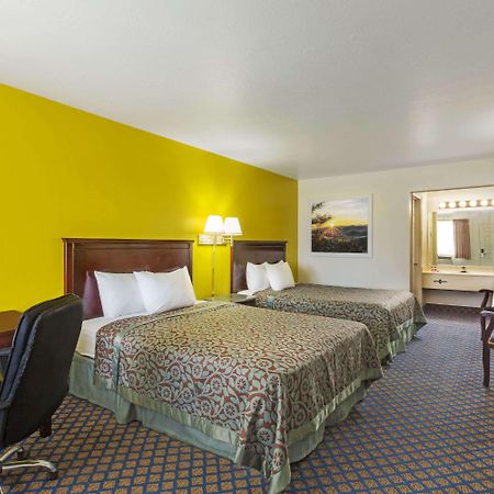 Days Inn By Wyndham Delta Exteriér fotografie