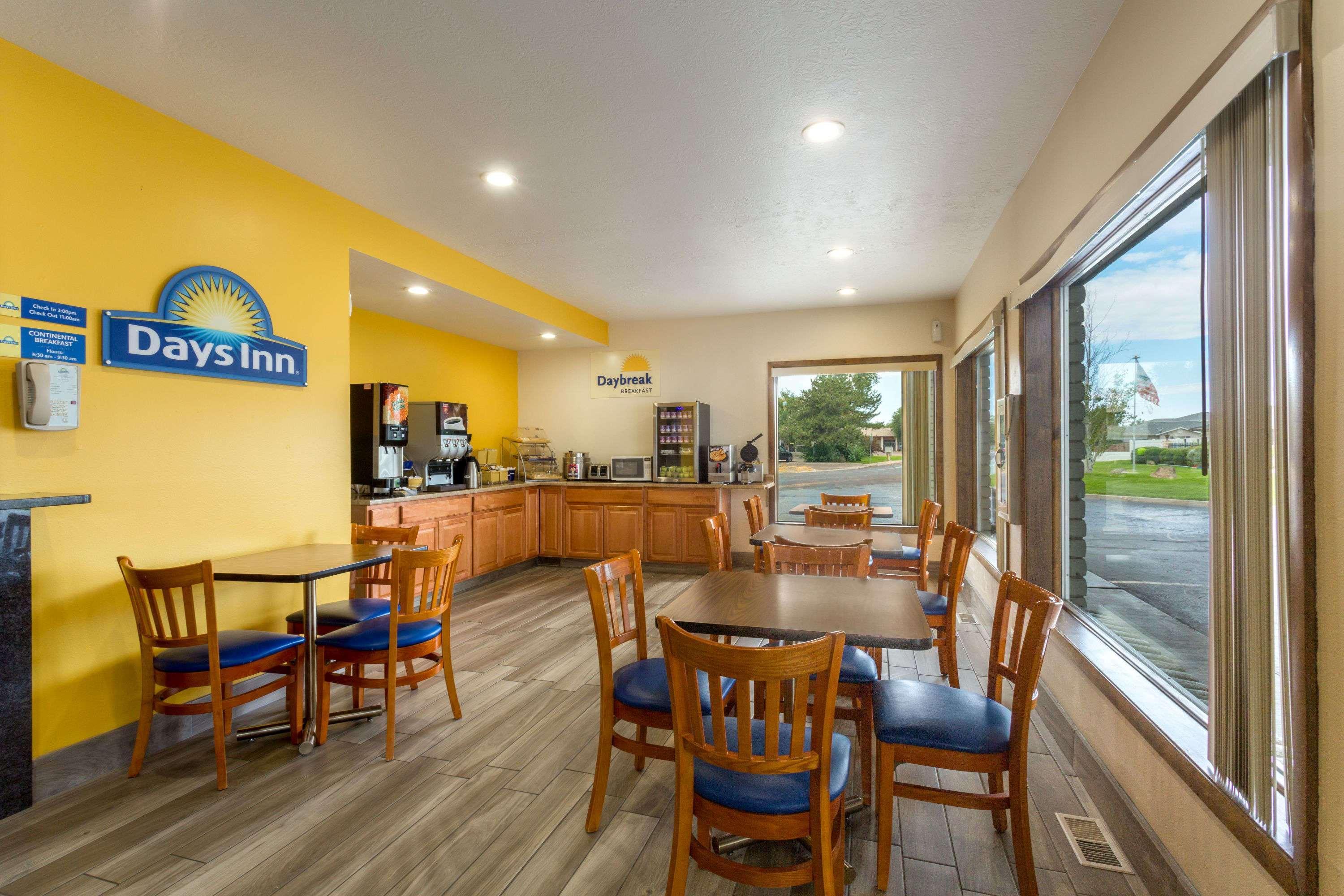 Days Inn By Wyndham Delta Exteriér fotografie