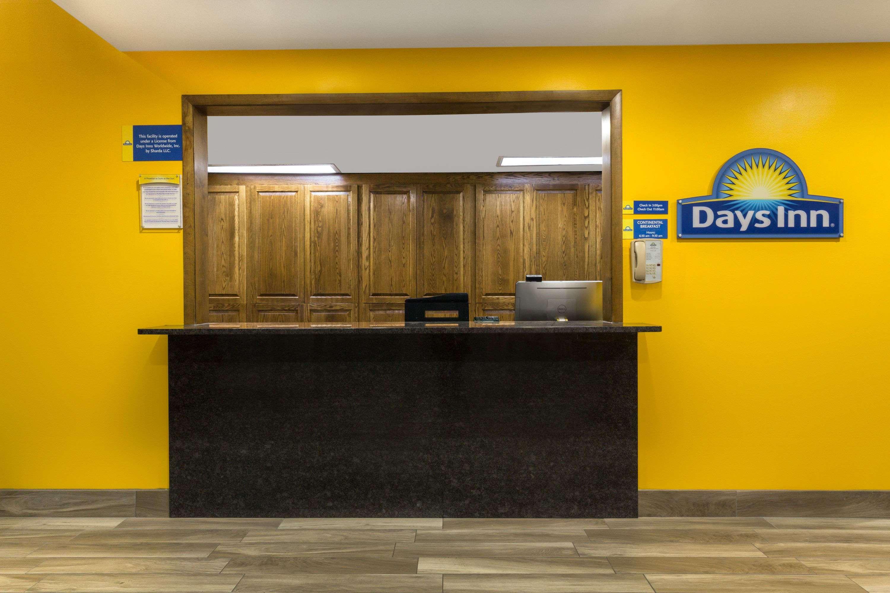 Days Inn By Wyndham Delta Exteriér fotografie